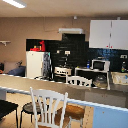 Appartement Proche Du Parc Des Expositions Avignon Exterior foto